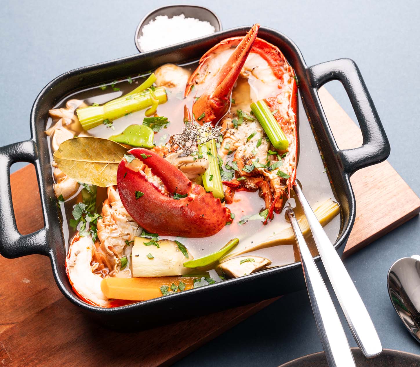 Pot au feu de homard dashi - PassionFroid distributeur alimentaire pour les professionnels de la restauration