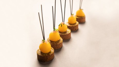 Recette : Sablé muscovado, mangue et citron caviar - PassionFroid