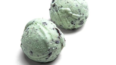 La crème glacée menthe aux copeaux de chocolat 2,5 L / 1,5 kg Ma Très Bonne Glace | Grossiste alimentaire | PassionFroid