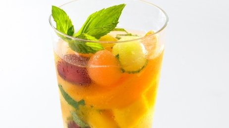 Recette : Salade de fruits mentholée au jus de pomme - PassionFroid