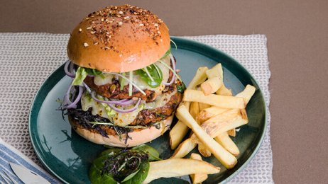Recette : Burger végétarien au soja, cheddar, sauce mangue coco curry - PassionFroid