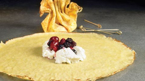 Recette : Crêpe au fromage blanc et aux fruits rouges - PassionFroid